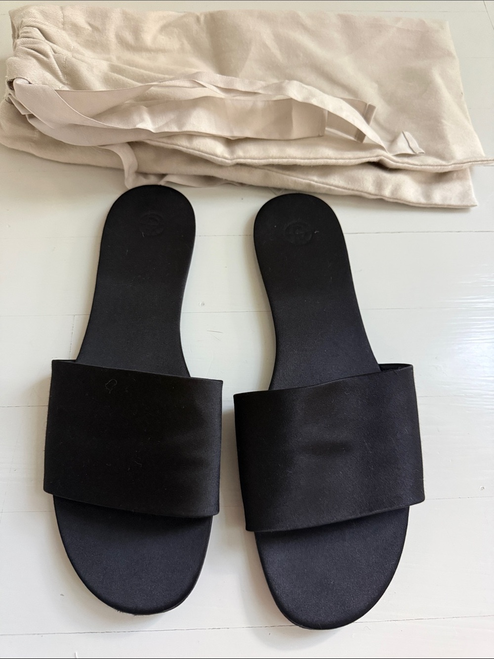 The Row Satin Slides Black 38.5 - Picture 2 of 7